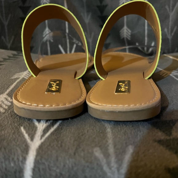 Qupid Athena Women's Slide Sandals Size 8.5 - Picture 4 of 10